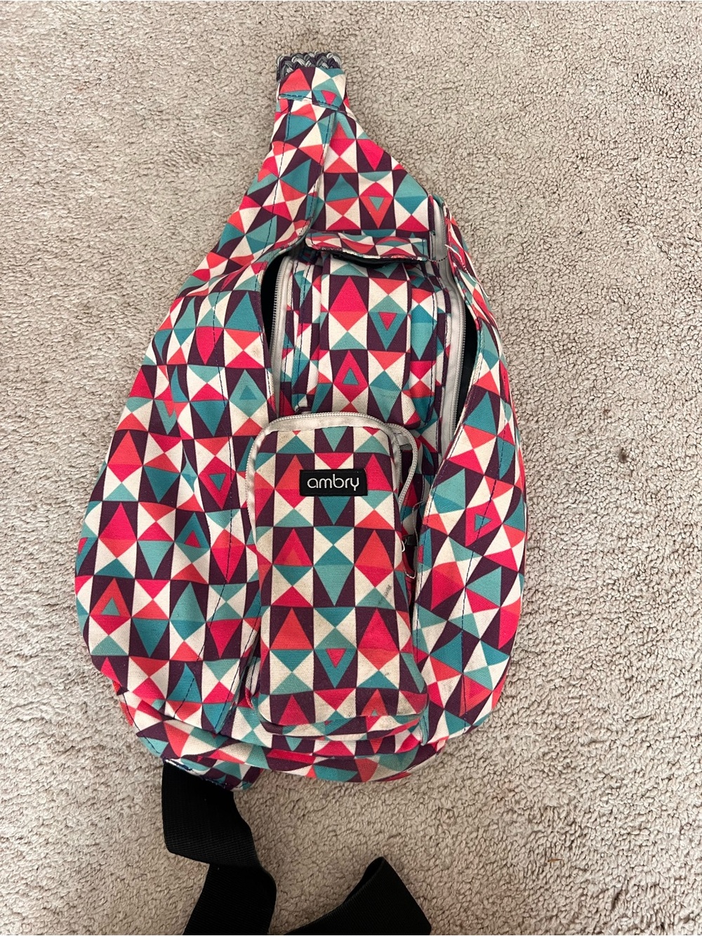 Geometric Triangle Print Sling Bag in Red/Teal